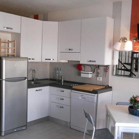 Nicola'S Apartments Марина ди Кампо Екстериор снимка